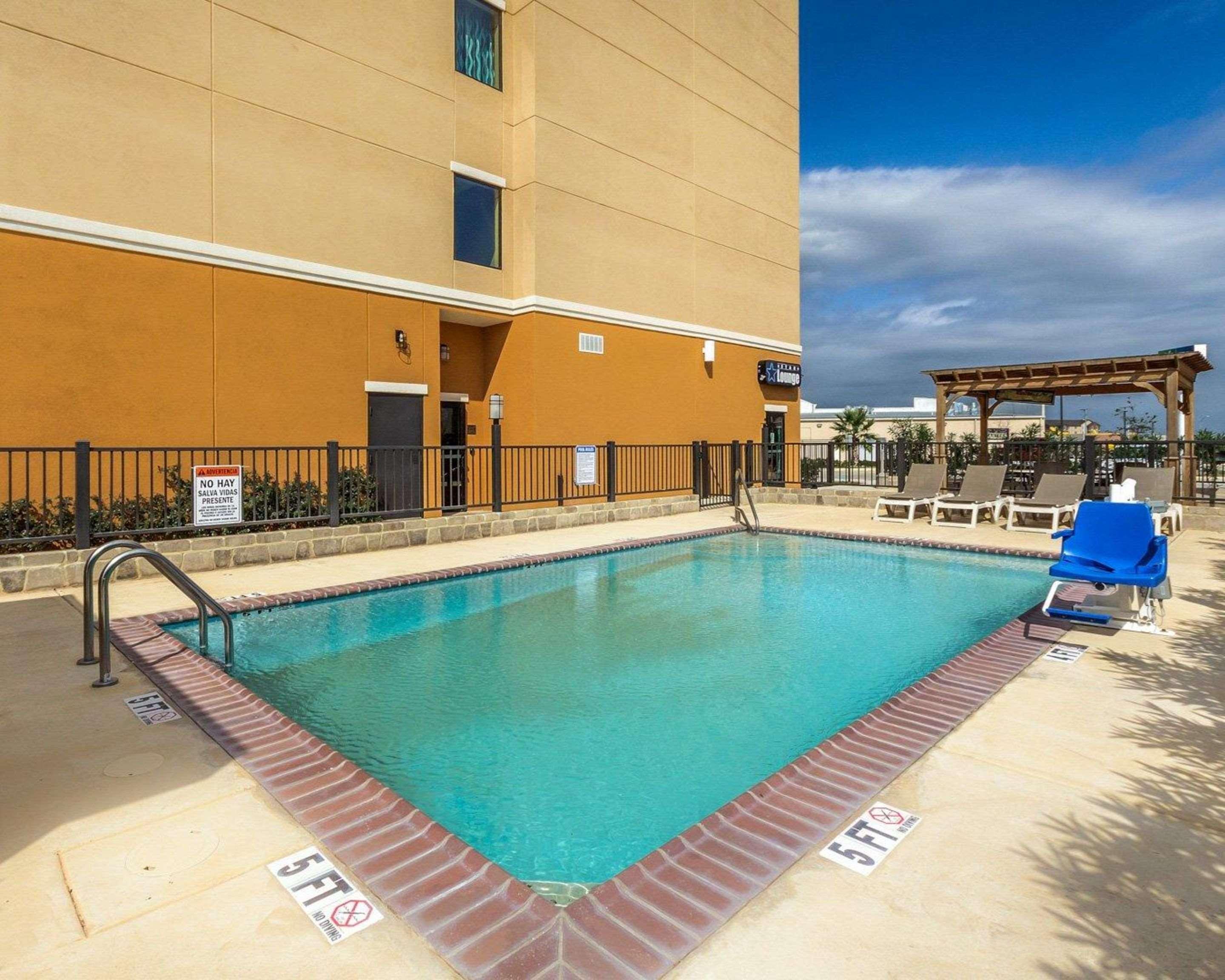 Comfort Suites Cotulla near I-35 Exterior foto